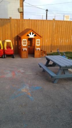 Sunshine & Rainbow Christian Day Care Centre | 440 Hwy 8, Stoney Creek, ON L8G 1G3, Canada | Phone: (905) 664-3440