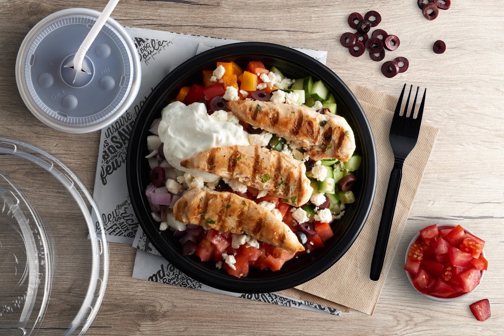 Poulet Rouge Terrebonne | 1185 Boulevard Moody, Terrebonne, QC J6W 3Z5, Canada | Phone: (514) 509-8090