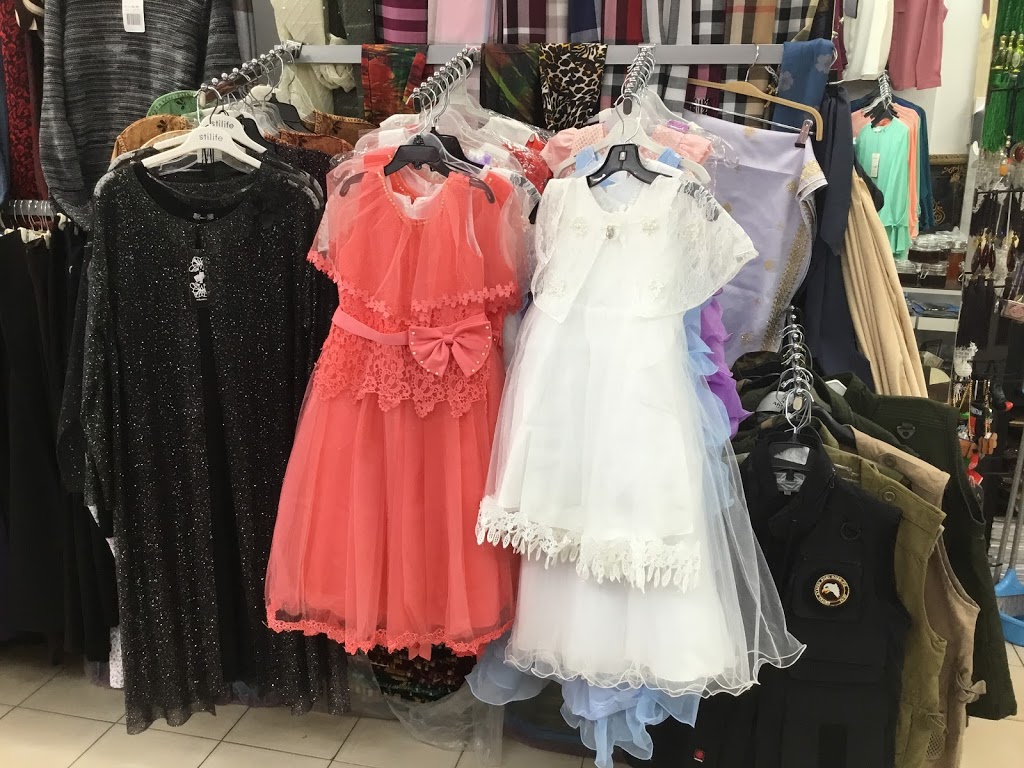 Kabul Poshak Islamic fashion | 1166 Albion Rd, Etobicoke, ON M9V 1A8, Canada | Phone: (416) 617-1430