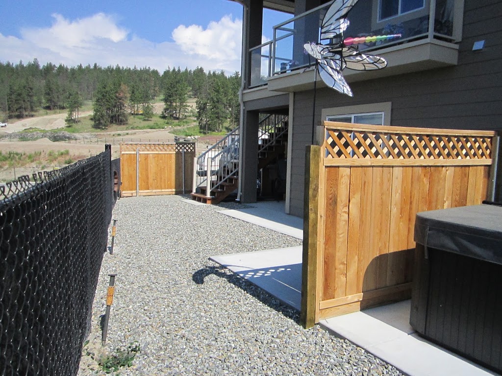 Winedownhere bed and breakfast | 3147 Mustang Ct, Kelowna, BC V1V 3A9, Canada | Phone: (250) 869-5111