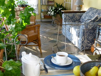 LIris Bleu | 895 Rte Missisquoi, Bolton-Est, QC J0E 1G0, Canada | Phone: (450) 292-3530