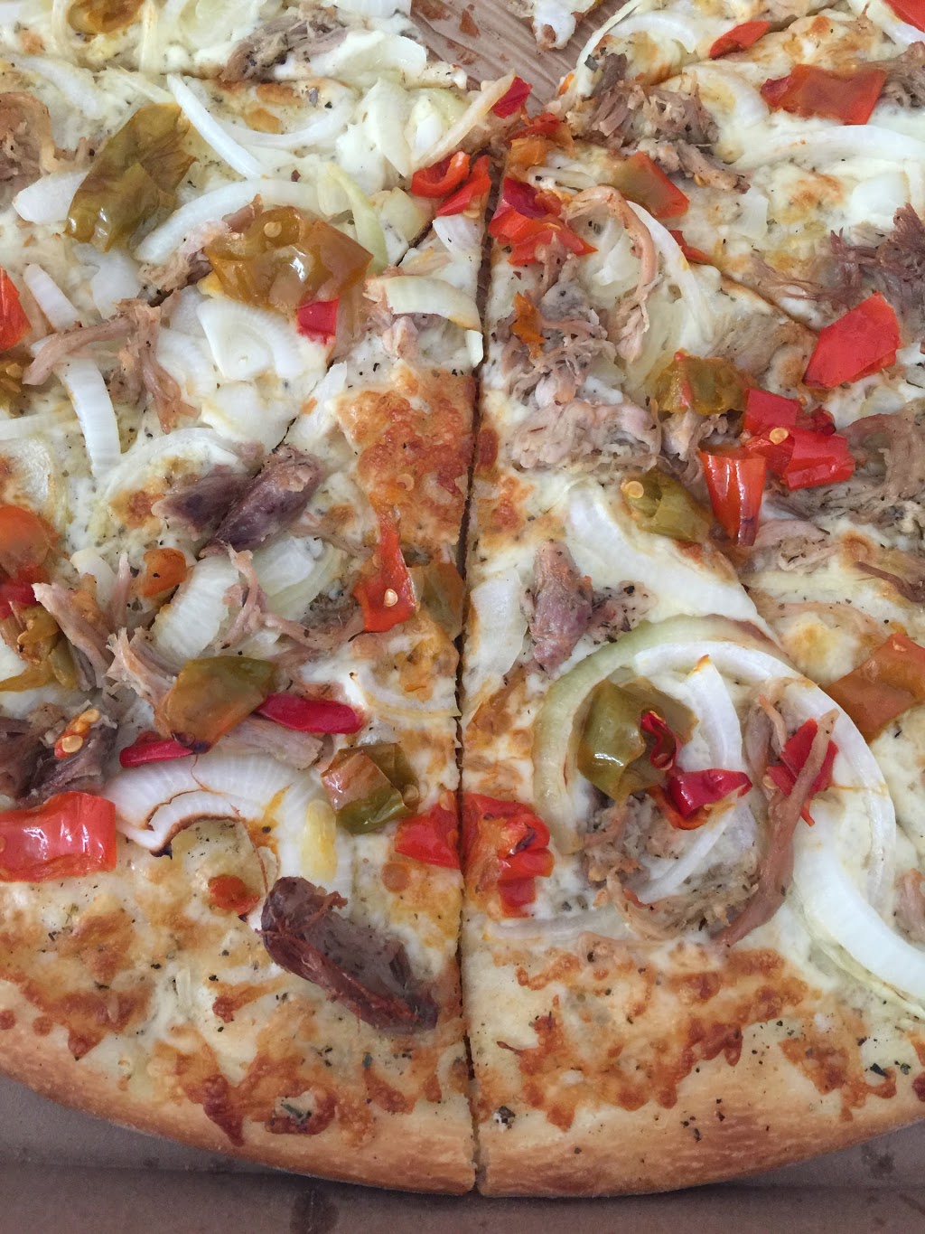 Pizza Nova | 5100 Rutherford Rd #6, Vaughan, ON L4H 2J3, Canada | Phone: (416) 439-0000
