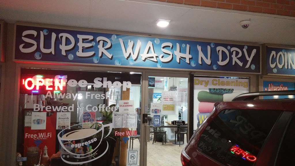 Super Wash n Dry | 2741 Danforth Ave, Toronto, ON M4C 1L8, Canada | Phone: (647) 351-4445