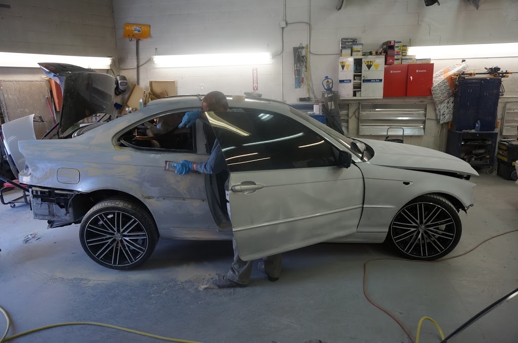 Roberts Automobiles Inc | 1033 Toy Ave #7, Pickering, ON L1W 3N9, Canada | Phone: (905) 428-6441