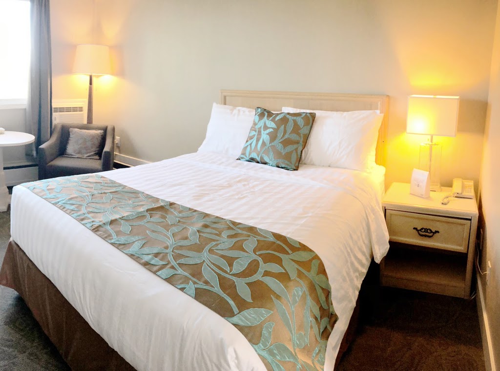 Seasons Inn Halifax | 4 Melrose Ave, Halifax, NS B3N 2E2, Canada | Phone: (902) 443-9341