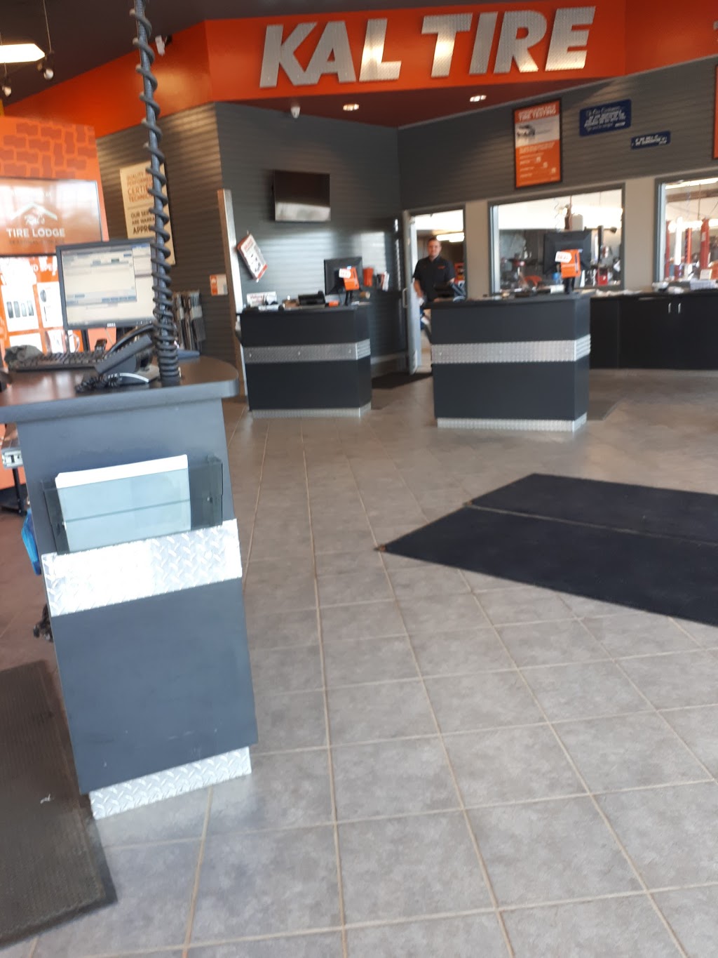 Kal Tire | 1225 Industrial Rd, West Kelowna, BC V1Z 1G4, Canada | Phone: (250) 769-5265