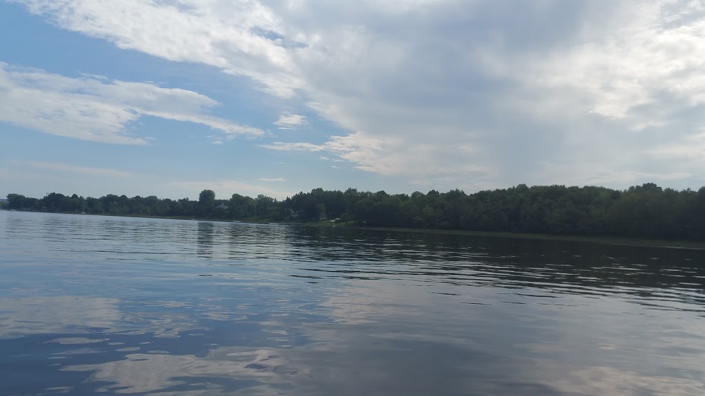 Centre De Pêche | 632 Chemin des Outaouais, Pointe-Fortune, QC J0P 1N0, Canada | Phone: (450) 451-6665