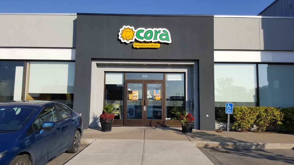 Cora déjeuners | 2113 Boulevard le Carrefour, Laval, QC H7S 2J7, Canada | Phone: (450) 973-1991
