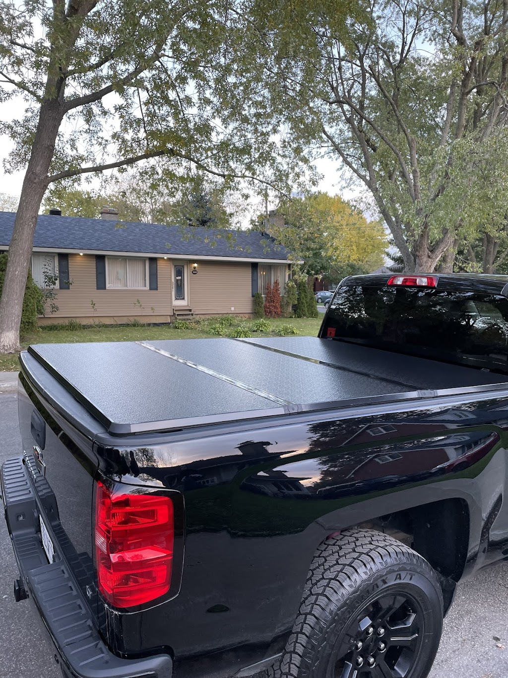 GROUPE DN TONNEAU COVER COUVRE CAISSE | 9200 Blvd. Newman a, LaSalle, QC H8R 1Y8, Canada | Phone: (514) 998-8767
