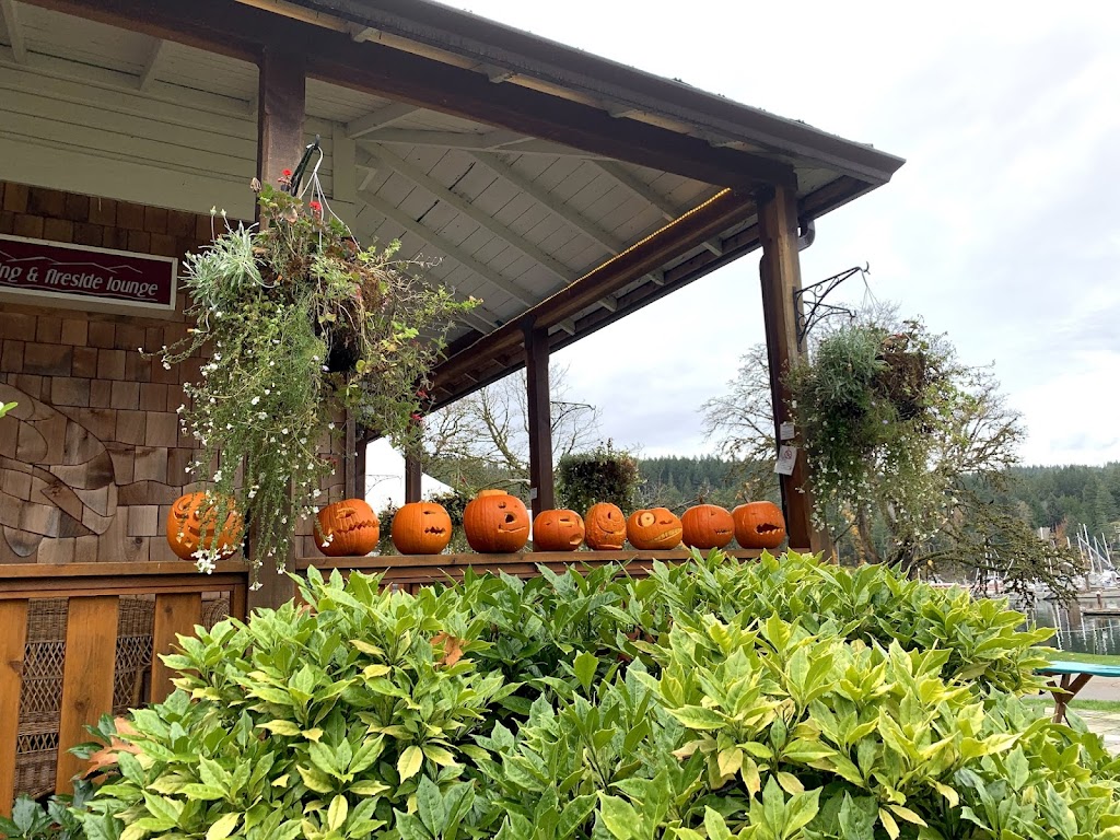 Heriot Bay Inn | 673 Hotel Rd, Heriot Bay, BC V0P 1H0, Canada | Phone: (250) 285-3322