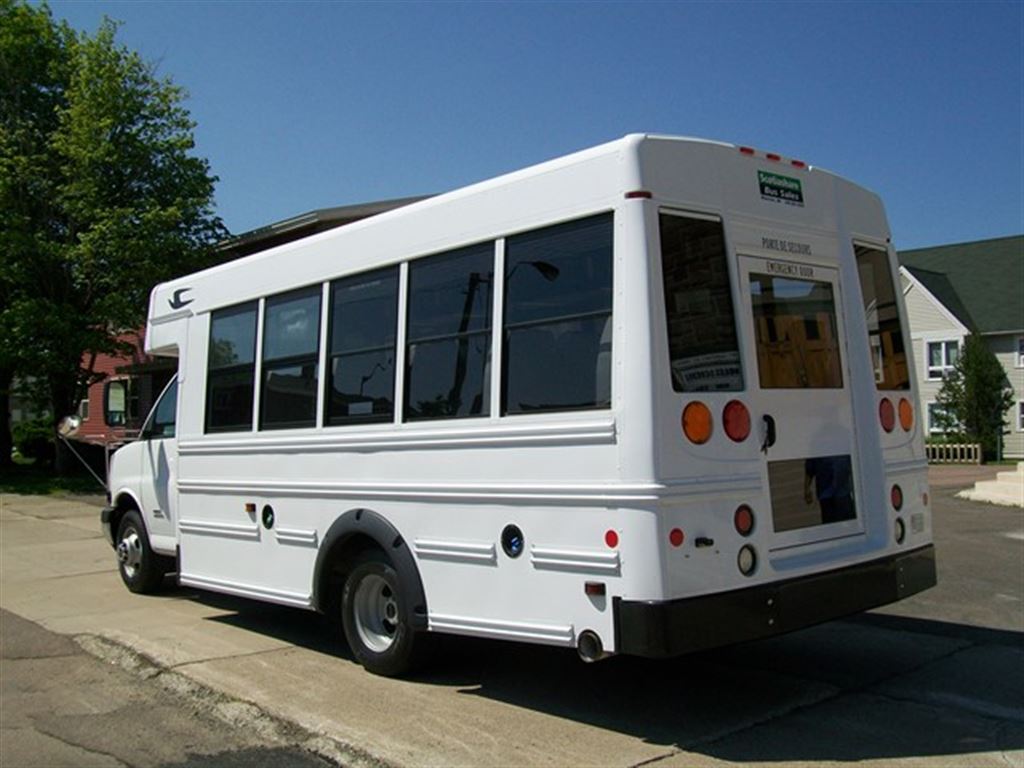 Rainbow Charter Service Inc | 4 Ingrid Dr, Scarborough, ON M1G 3A6, Canada | Phone: (416) 451-0055