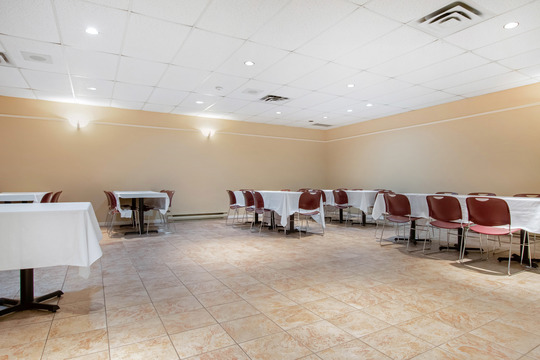 La Maison Darche Services funéraires | 6500 Boulevard Cousineau, Saint-Hubert, QC J3Y 8Z4, Canada | Phone: (450) 463-1900