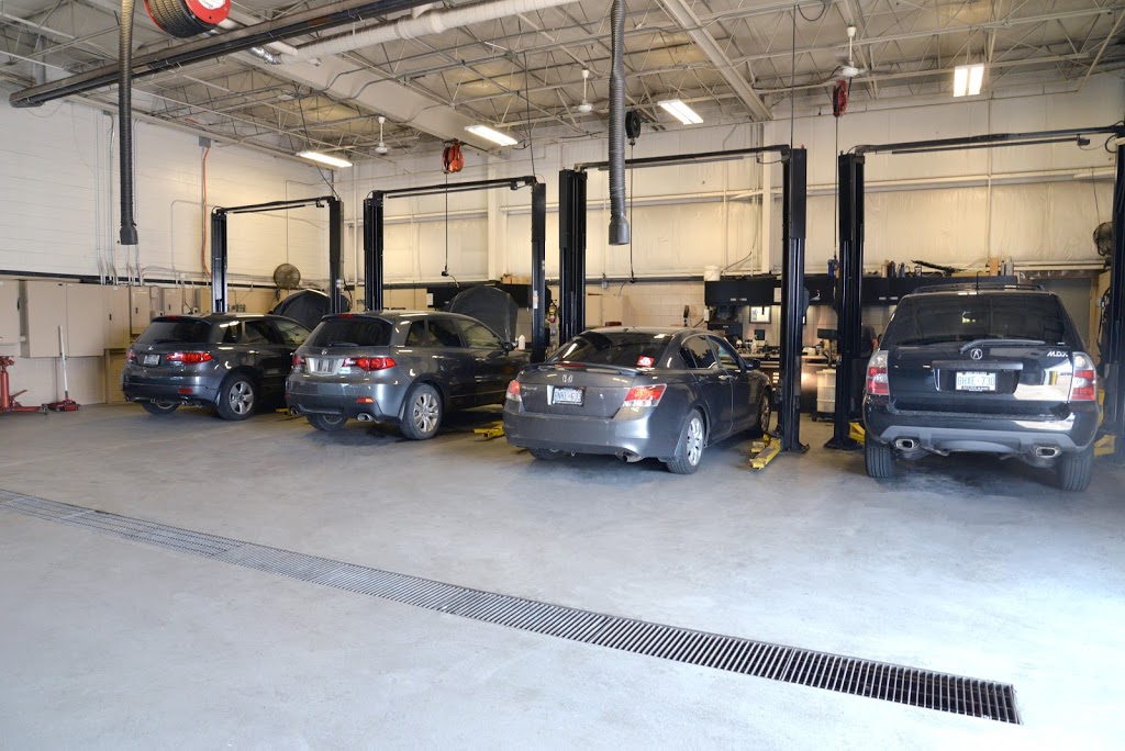 Performance Acura Niagara | 158 Scott St, St. Catharines, ON L2N 1H1, Canada | Phone: (905) 937-1811