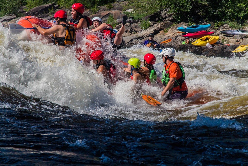 Club Raft | 4700 Boulevard LaSalle, Verdun, QC H4G 2B6, Canada | Phone: (438) 823-2471