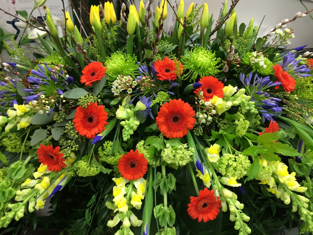 Violet Blooms Fresh Flowers | 705 Kingston Rd #14, Pickering, ON L1V 6K3, Canada | Phone: (905) 839-6035