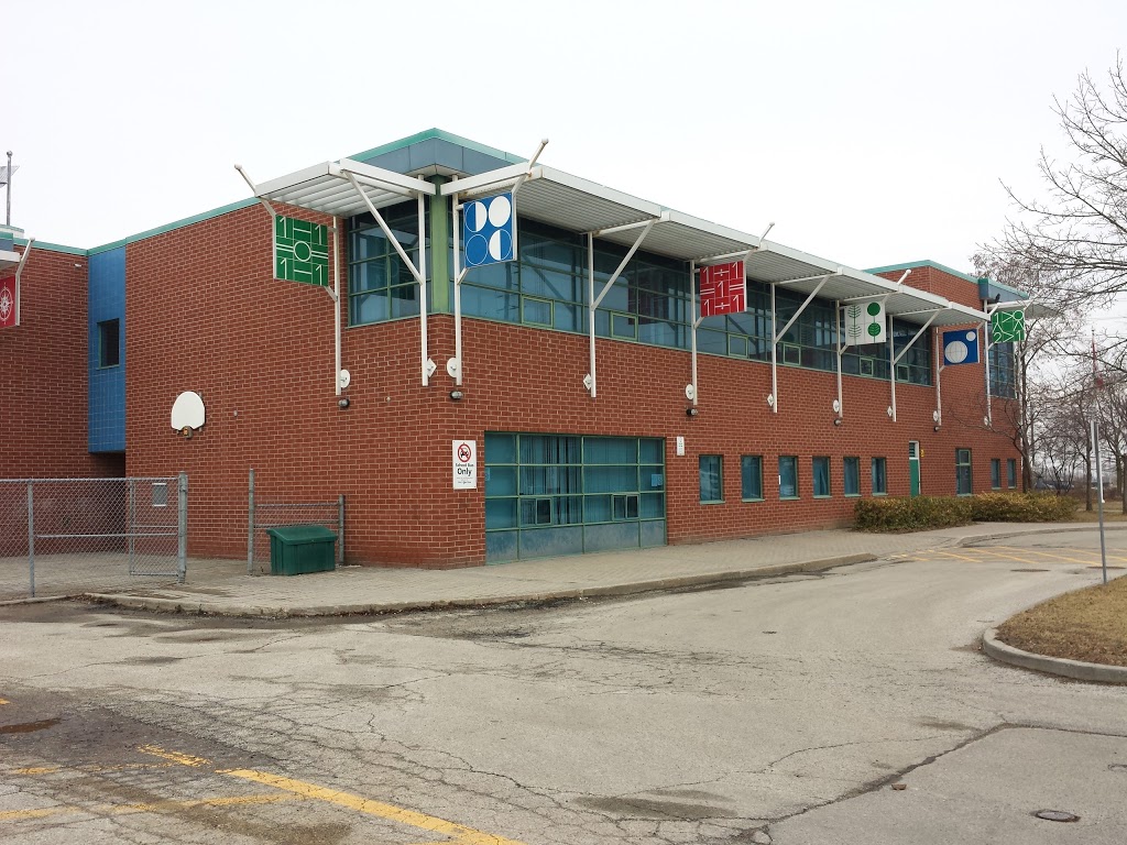 Twentieth Street Junior School | 3190 Lake Shore Blvd W, Etobicoke, ON M8V 1L8, Canada | Phone: (416) 394-7810