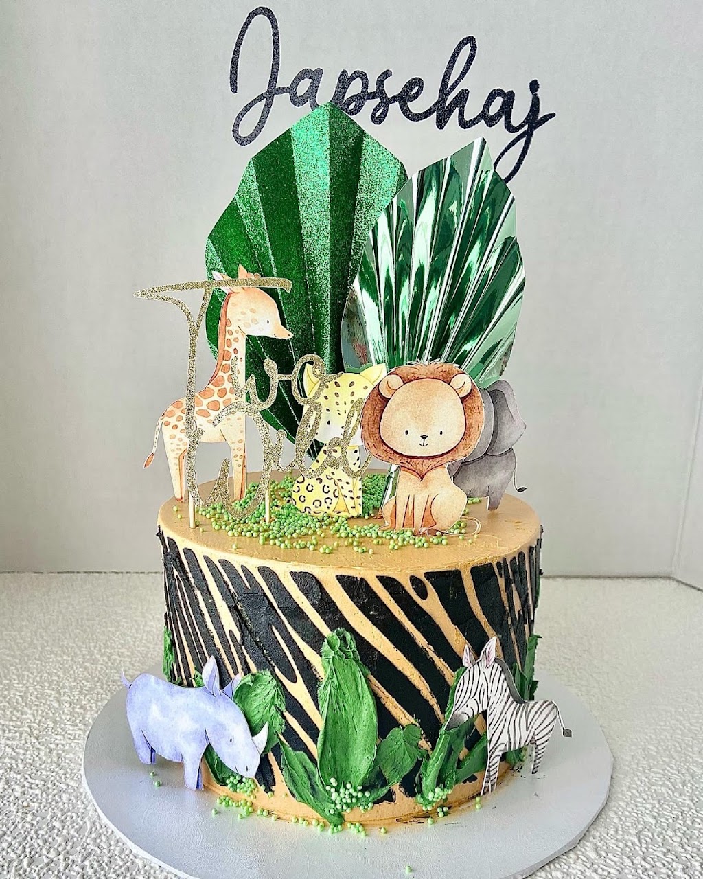 Happy Cakes | 723 179 St SW, Edmonton, AB T6W 2S7, Canada | Phone: (780) 232-6375