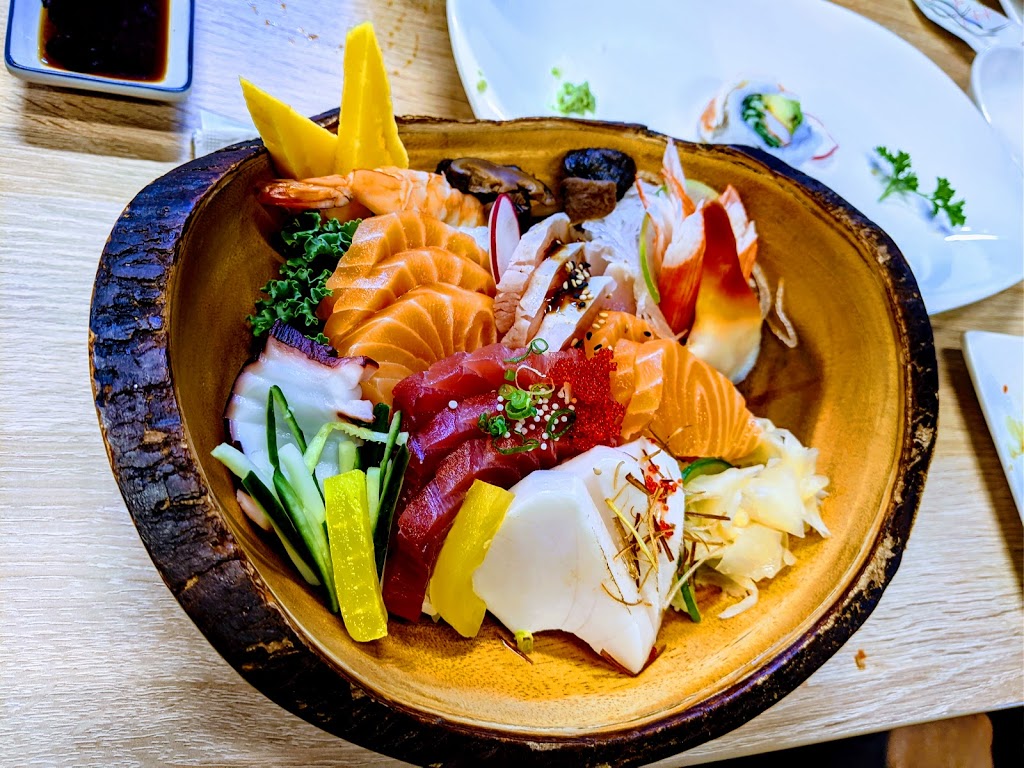 Araya Sushi | 6040 Hwy 7, Markham, ON L3P 3A8, Canada | Phone: (905) 201-6669