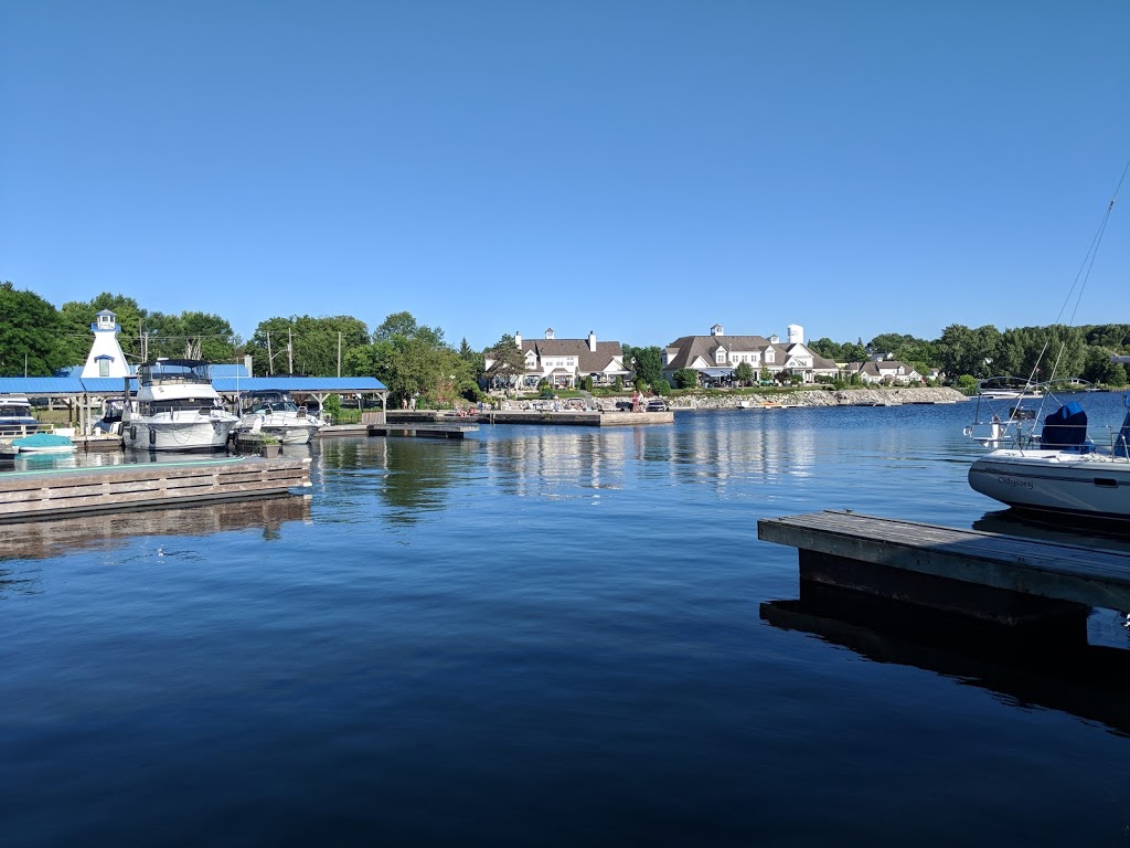 Queens Cove Marina | 67 Juneau Rd, Victoria Harbour, ON L0K 2A0, Canada | Phone: (705) 534-4100