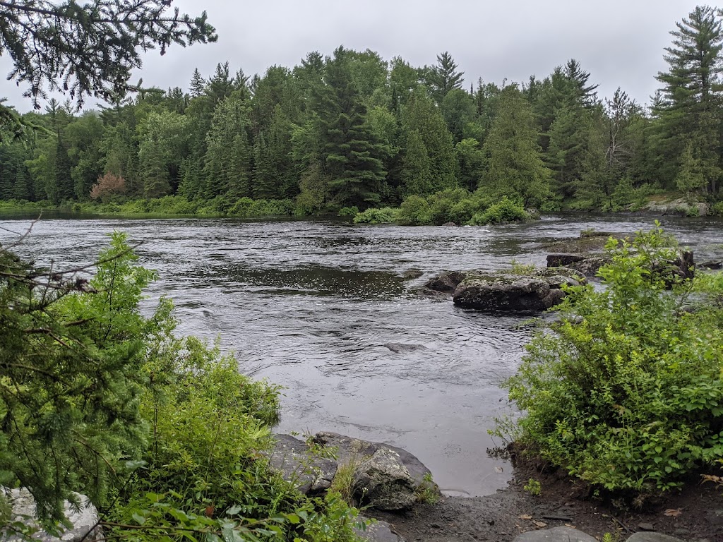 Adventure Lodge | #250 Nipissing River Road, Algonquin Park - Whitney, ON K0J 2M0, Canada | Phone: (888) 327-3403