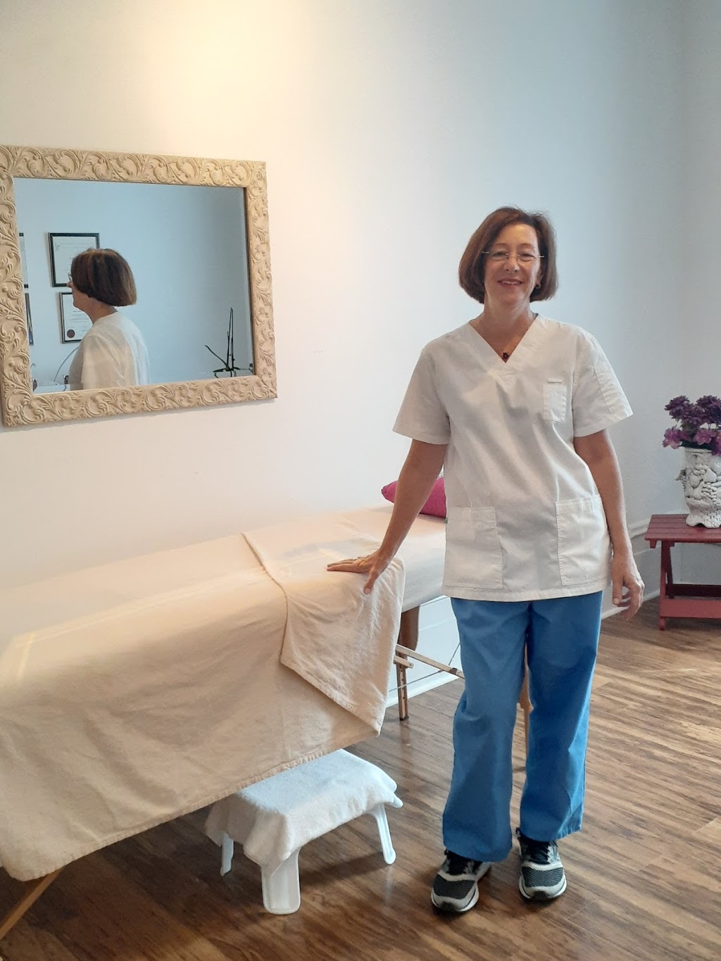 Clinique de Massothérapie Julie Dagenais ND | 233 Bd Sainte-Rose local : 302, Laval, QC H7L 1L7, Canada | Phone: (514) 757-7742