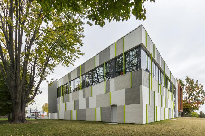 School Du Beau-Séjour | 1644 Avenue Lapierre, Québec, QC G3E 1C1, Canada | Phone: (418) 686-4040 ext. 4014