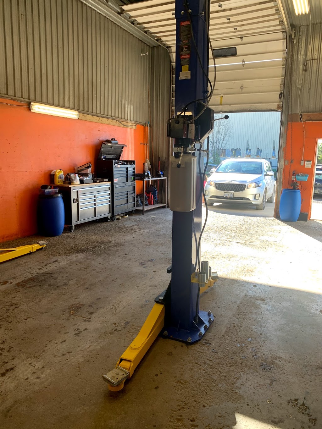 Haj rims and tires | 110 Westhunt Dr #5, Carp, ON K0A 1L0, Canada | Phone: (613) 672-2727