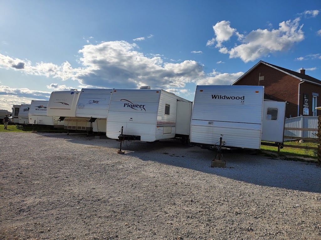 The RV Farm | 7046 Islington Ave, Woodbridge, ON L4L 1V8, Canada | Phone: (905) 605-7056
