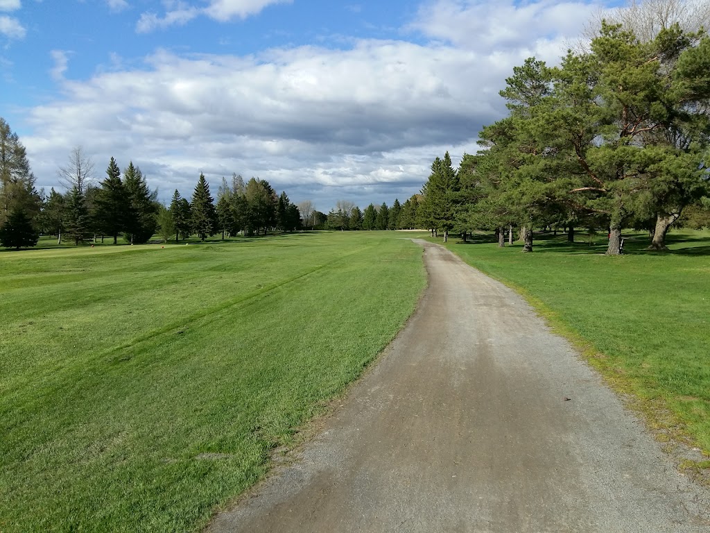 Club de Golf Hériot | 4205 Chem. Tourville, Saint-Nicéphore, QC J2A 3Z1, Canada | Phone: (819) 398-5255
