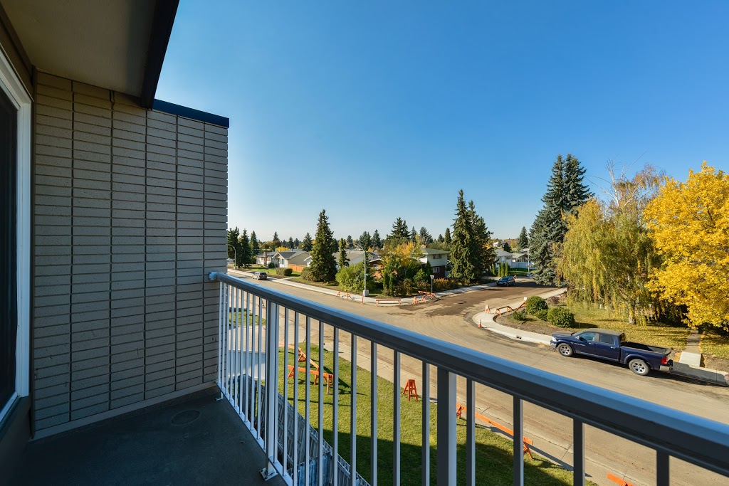 Monterey Pointe | 14503 77 St, Edmonton, AB T5C 1E7, Canada | Phone: (780) 413-0014
