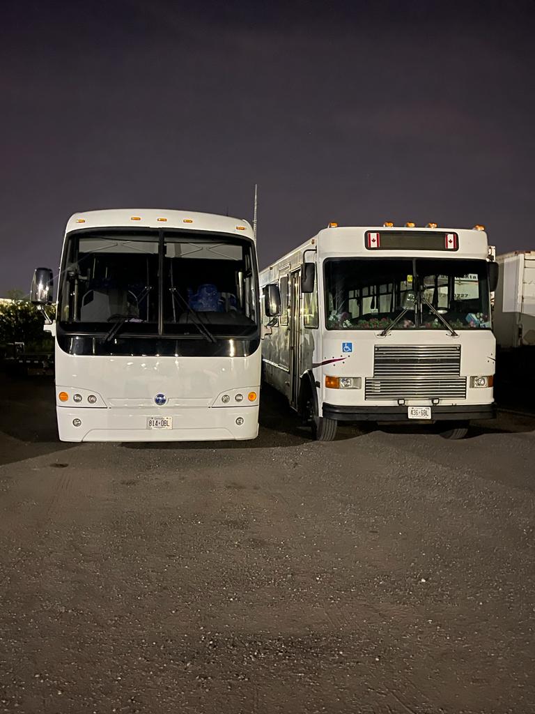 Rexwood Tours | Rexwood Rd, Mississauga, ON L4T 4L3, Canada | Phone: (416) 268-3500