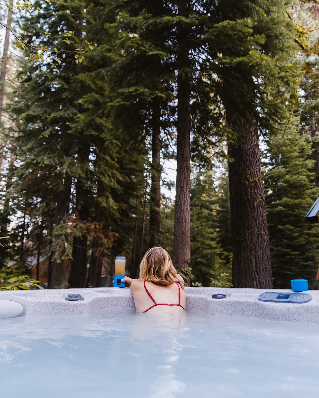 M&M Hot Tub Rentals | 186 Pier Pl, New Westminster, BC V3M 7A2, Canada | Phone: (604) 265-9479