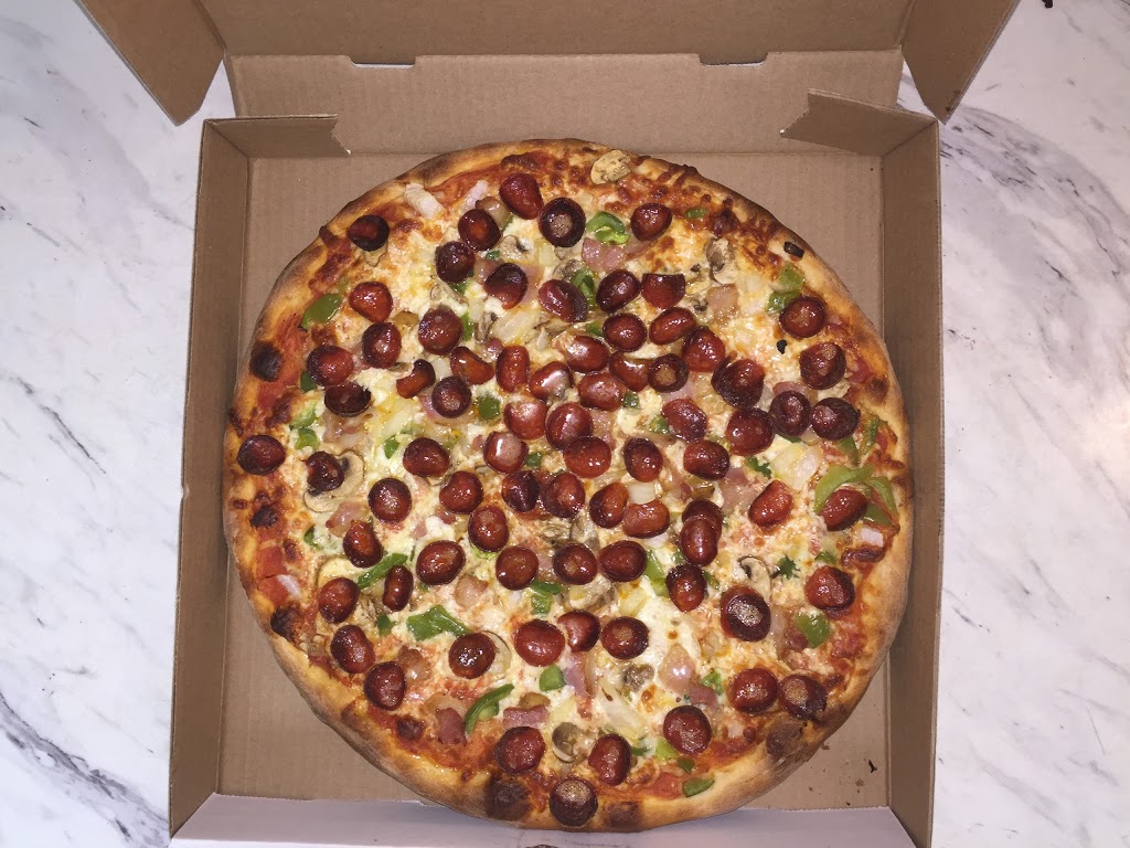Venezia Pizza heartlake | 230 Sandalwood Pkwy E, Brampton, ON L6Z 1R3, Canada | Phone: (905) 846-3648