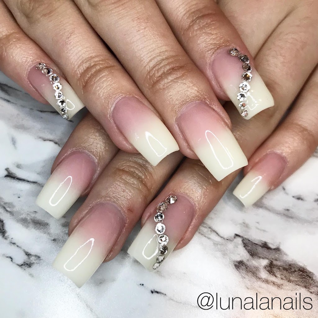Lunala Nails | 5830 61 Ave, Rocky Mountain House, AB T4T 1K2, Canada | Phone: (403) 809-5800