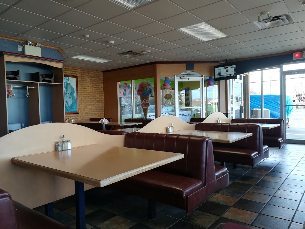 Restaurant Chez Lily | 971 Rue Saint-Isidore, Saint-Lin - Laurentides, QC J5M 2V4, Canada | Phone: (450) 439-2312
