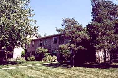 Tycourt Apartments and Townhomes | 1420 Tyandaga Park Dr #1c, Burlington, ON L7P 1N3, Canada | Phone: (905) 335-3001