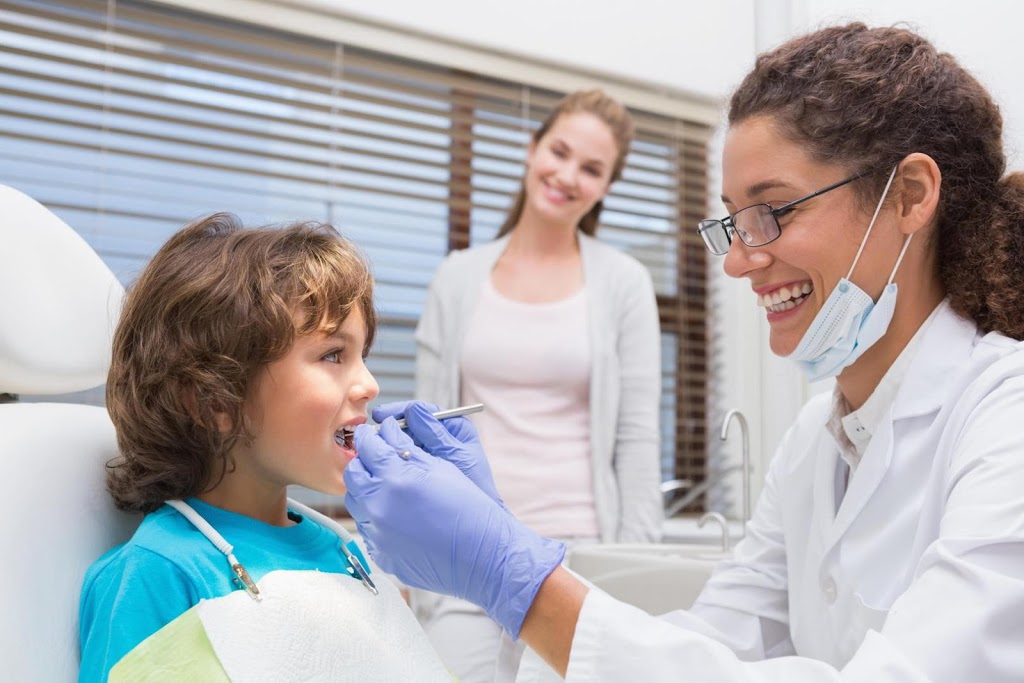 Trio Dentistry | 3163 Winston Churchill Blvd, Mississauga, ON L5L 2W1, Canada | Phone: (905) 812-1818