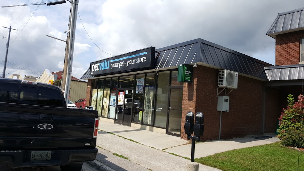 Pet Valu | 231 Highland St, Haliburton, ON K0M 1S0, Canada | Phone: (705) 457-9738