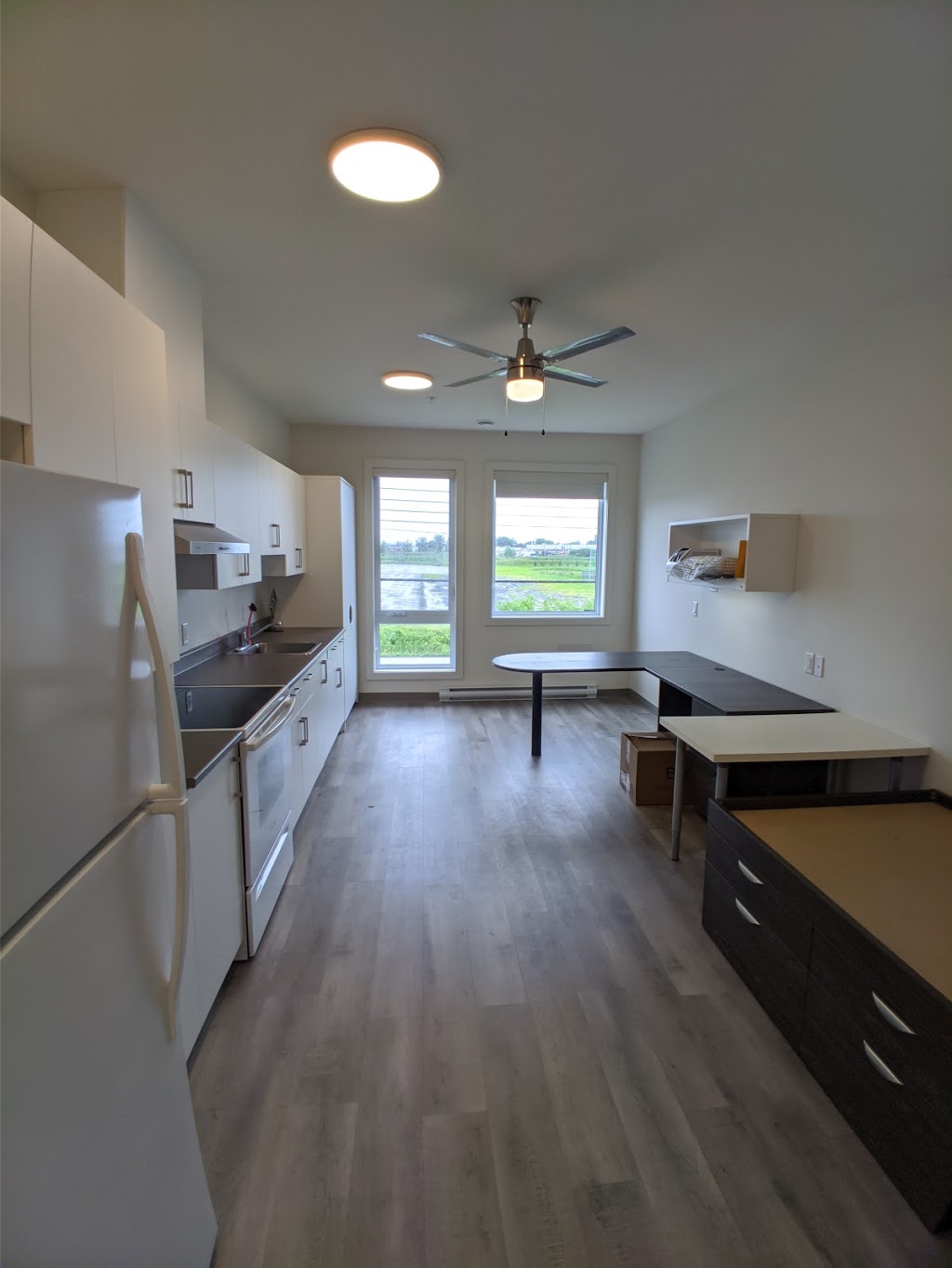 Résidence Aéro LENA | 6005 Rue de lENA #5555, Saint-Hubert, QC J3Y 8Y9, Canada | Phone: (514) 731-8852