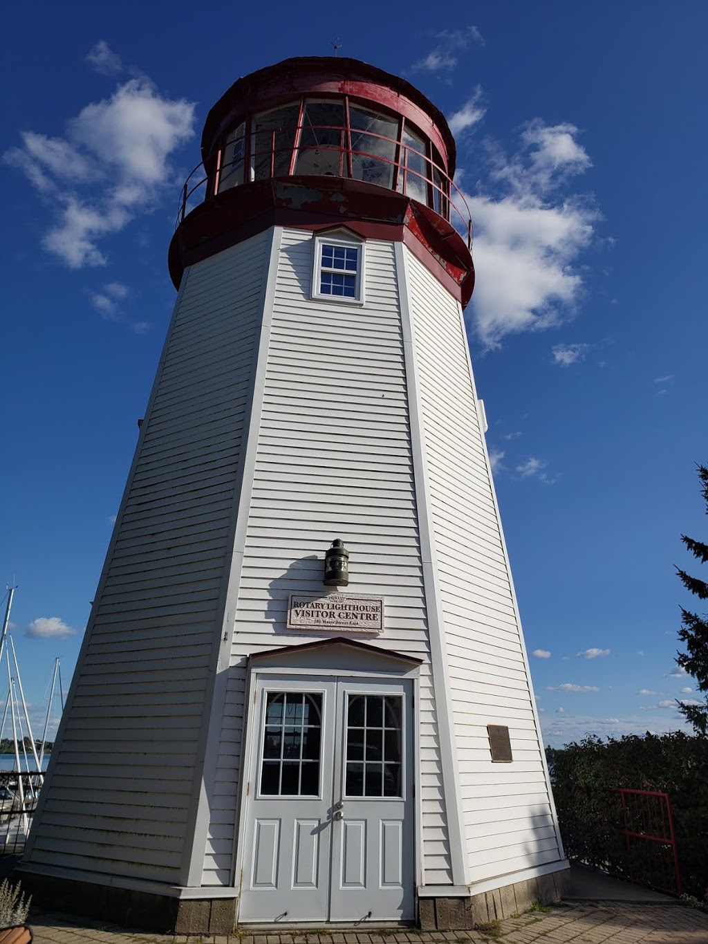 Prescott Lighthouse & Visitor Centre | 181 Water St E, Prescott, ON K0E 1T0, Canada | Phone: (613) 925-2812