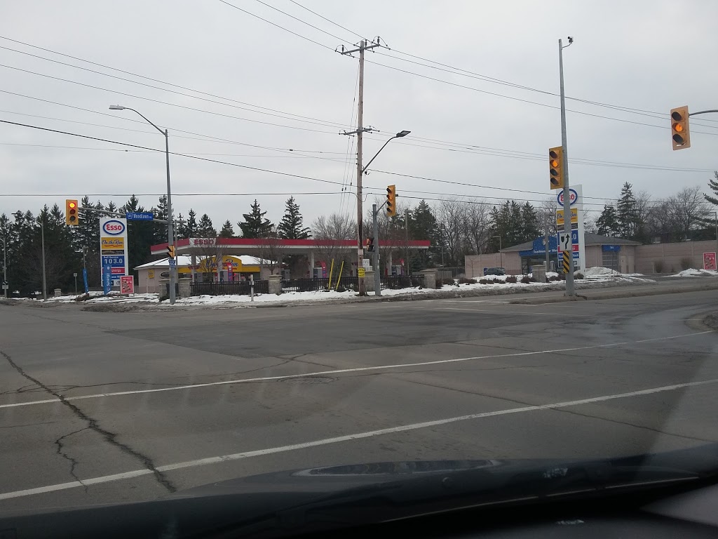 Esso | 709 Niagara St, Welland, ON L3C 1M2, Canada | Phone: (905) 714-4378