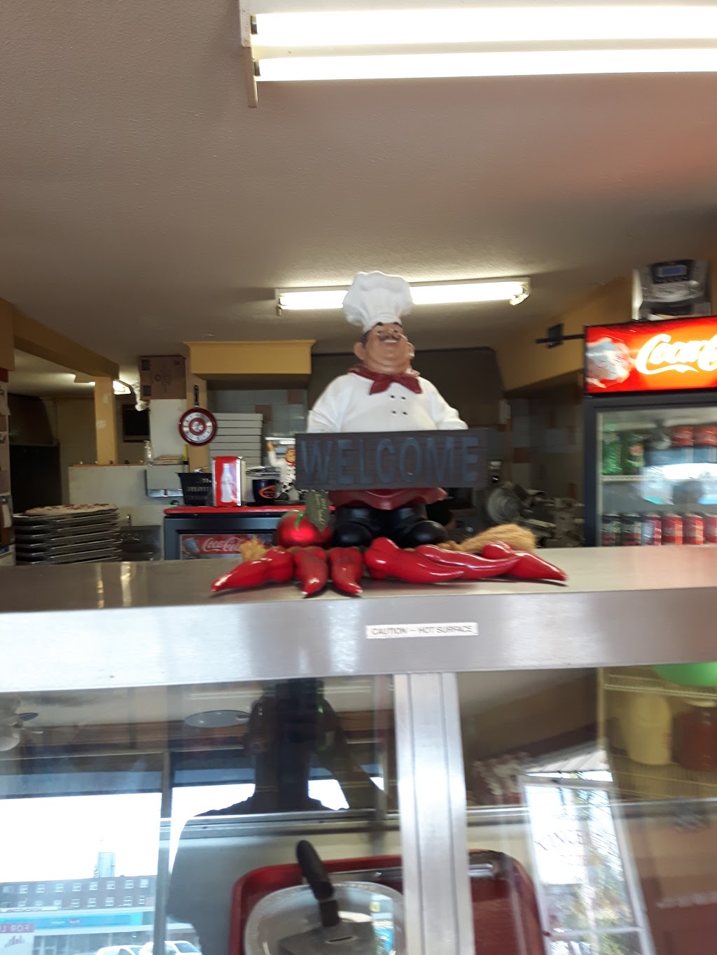 Vincents Red Hot Pizza & Subs | 324 Thorold Rd, Welland, ON L3C 3W6, Canada | Phone: (905) 735-4110