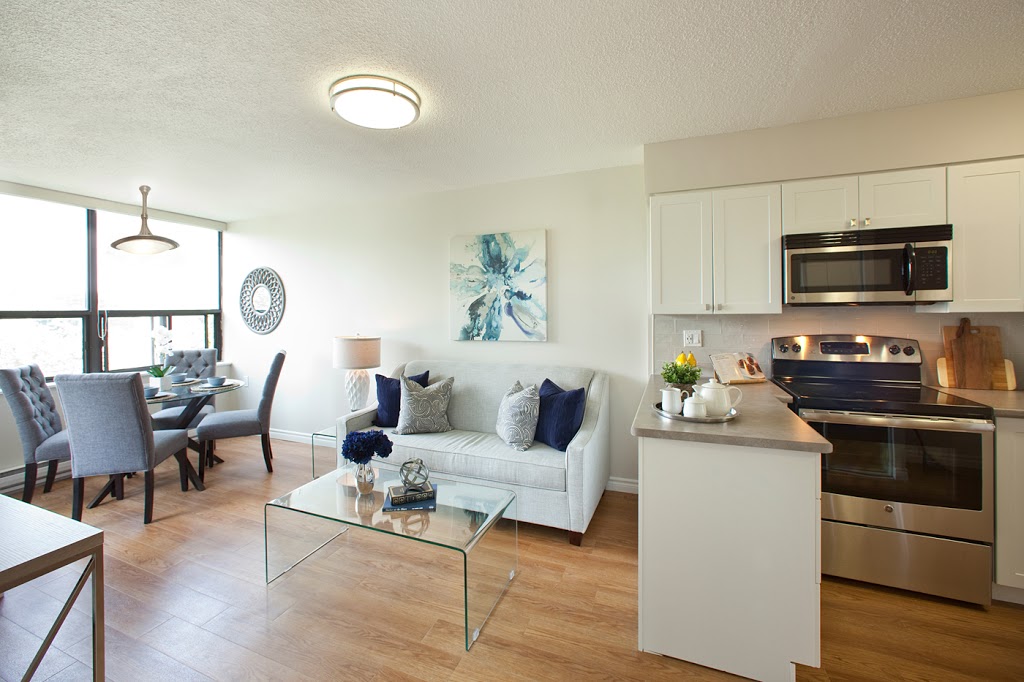 Regency Place Apartments | 15 Regency Crescent, Whitby, ON L1N 7K9, Canada | Phone: (905) 430-7397