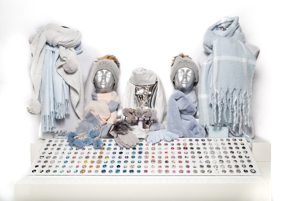 Lazaza Fashion | 2480 Bd des Entreprises, Terrebonne, QC J6X 4J8, Canada | Phone: (514) 261-1312