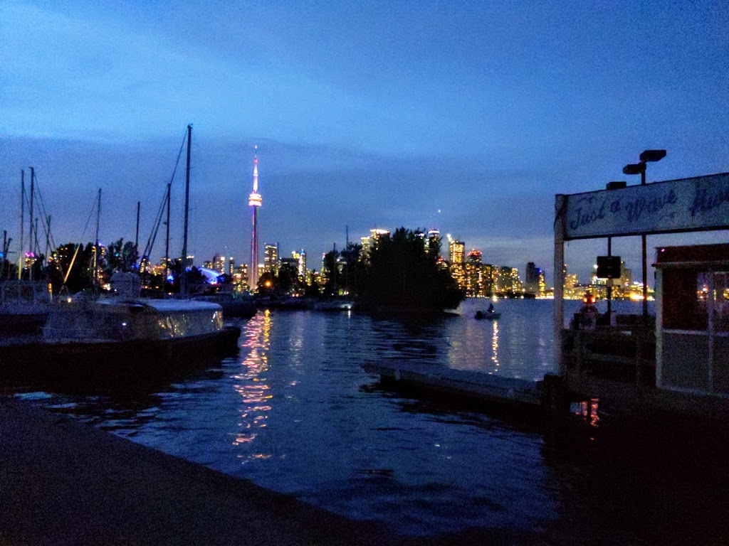 The Upper Deck | 40 Avenue of the Island, Toronto, ON M5V, Canada | Phone: (416) 203-1055