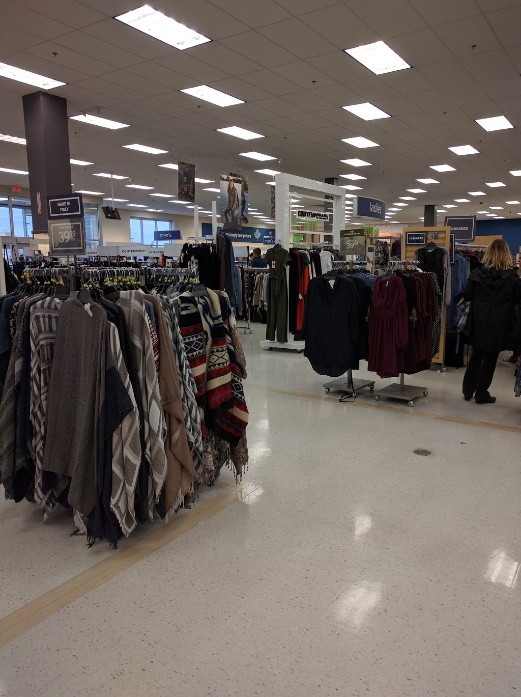 Marshalls | 1890 Major MacKenzie Dr W, Maple, ON L6A 4R9, Canada | Phone: (905) 417-6524