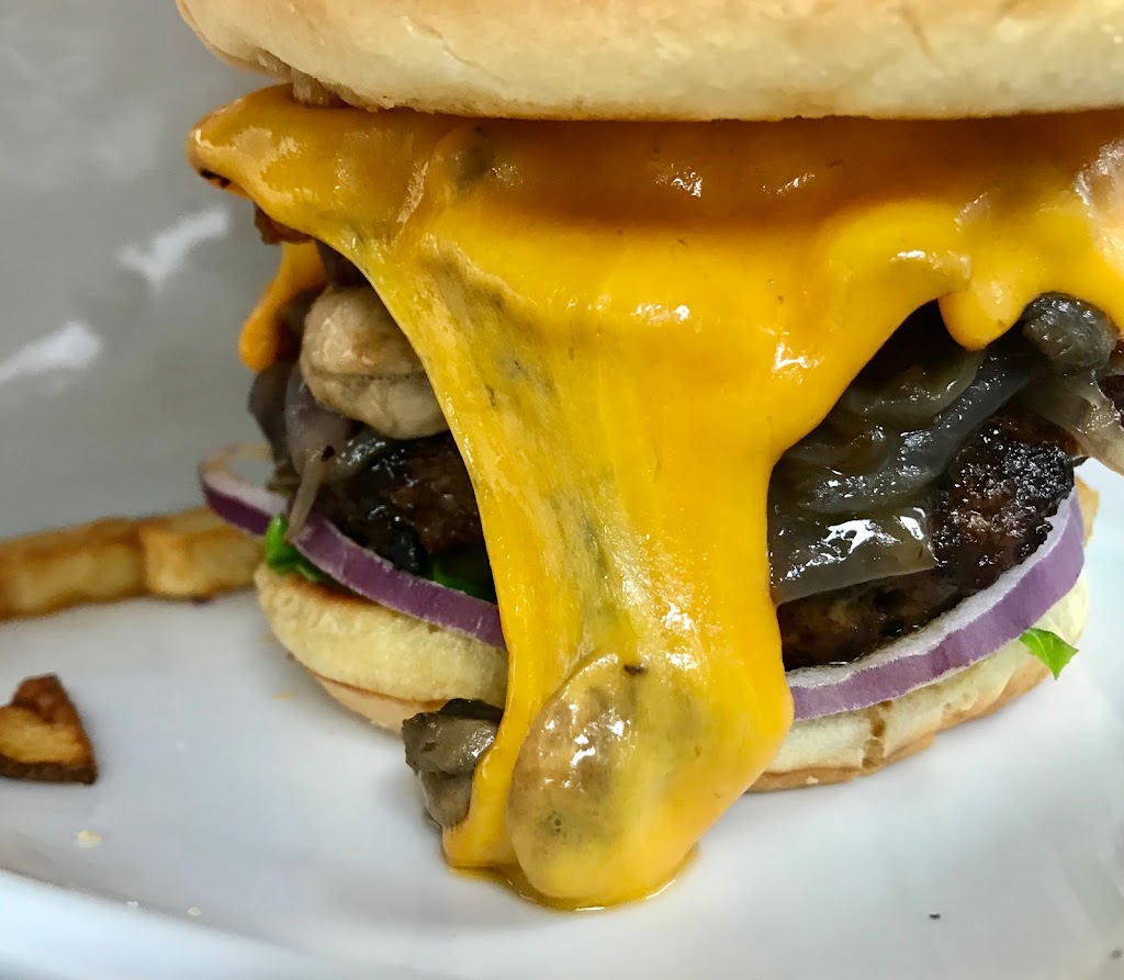B&B Tap and Grill | 1400 Venetian Blvd, Point Edward, ON N7T 7W6, Canada | Phone: (519) 337-7577