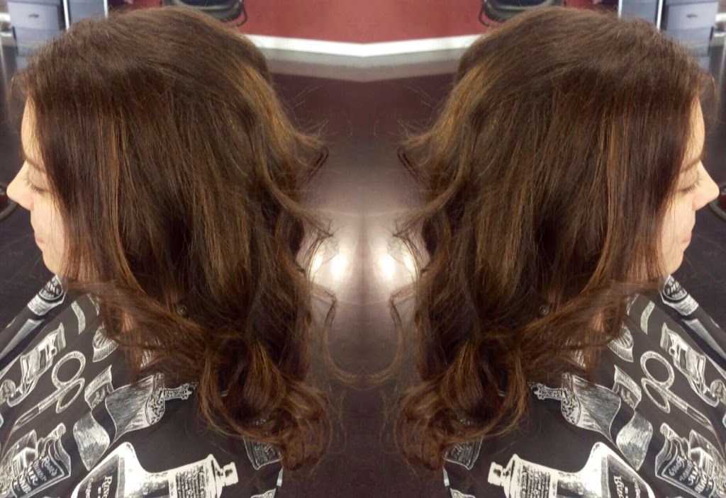 Cutting Room The | 19150 Lougheed Hwy, Pitt Meadows, BC V3Y 2H6, Canada | Phone: (604) 465-4755