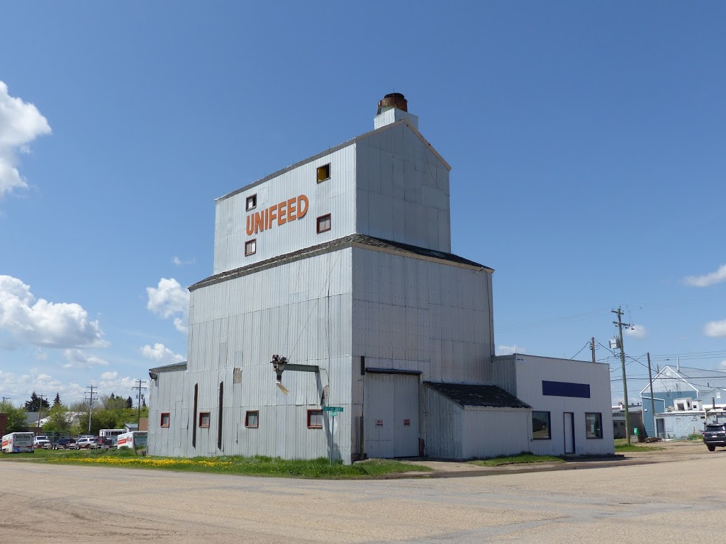 Greenwood Feeds | 4904 51 Ave, Bashaw, AB T0B 0H0, Canada | Phone: (780) 372-3001