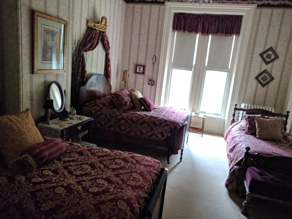 Memories Manor | 613 N Riverside Ave, St Clair, MI 48079, USA | Phone: (810) 329-2800